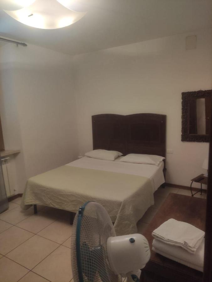 Casa Di Roberto Apartment Сиена Екстериор снимка